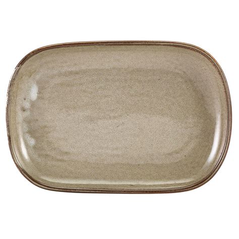 small rectangular plate.